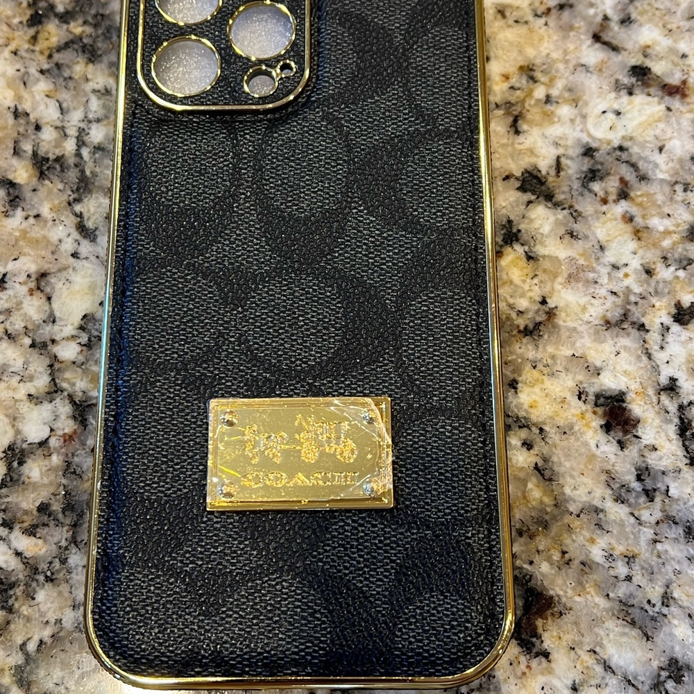 iPhone 13 Pro Max cover